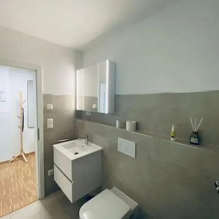 Doreyhome P5 - Zentrale Apartment Fuer 5 Pers Nahe Der Altstadt - Parkplatz - Wlan Passau Exterior photo