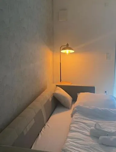 Doreyhome P5 - Zentrale Apartment Fuer 5 Pers Nahe Der Altstadt - Parkplatz - Wlan